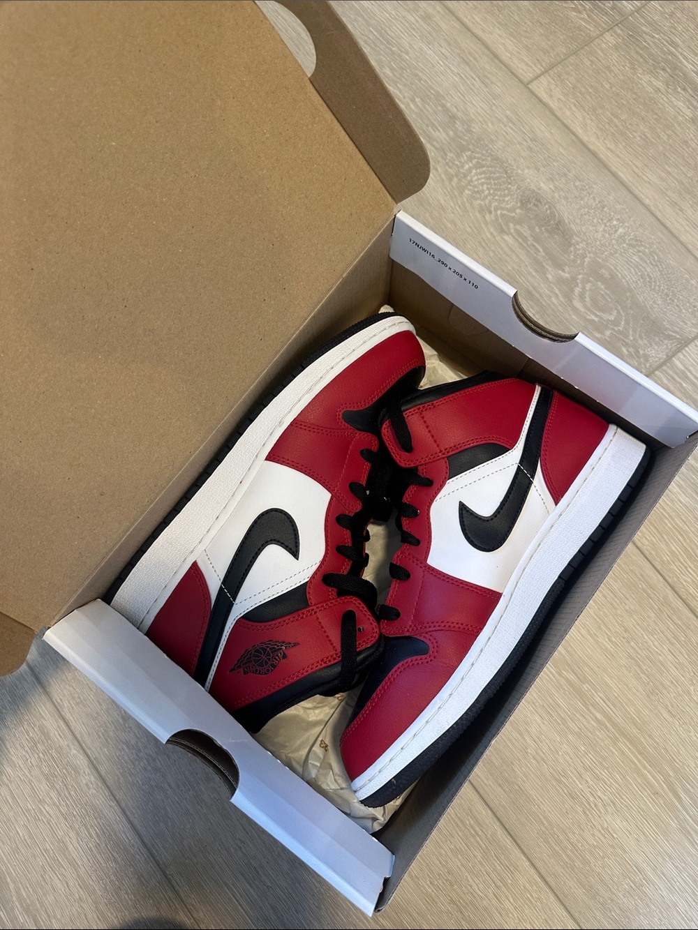 Air Jordan’s 1 Mid